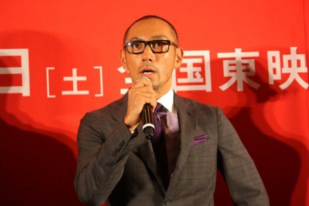 主人公の茶人・千利休役に市川海老蔵