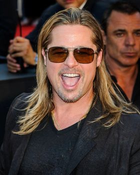 ブラピ、久々にストレス発散できた？