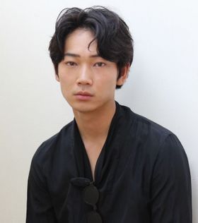 綾野剛が愛を語る！「愛とは、許すこと」