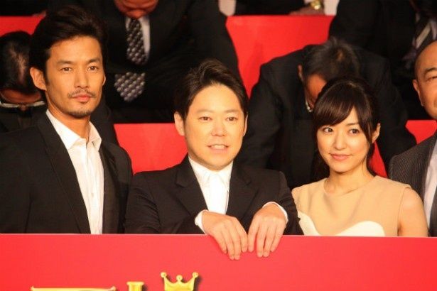 『謝罪の王様』の会見に出席した阿部サダヲ、井上真央、竹野内豊