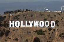 “映画の都”として知られるハリウッドから映画産業が消える？