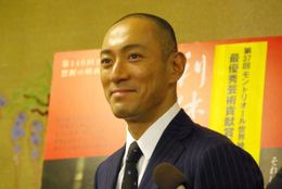 市川海老蔵が満面の笑みで喜びを報告した