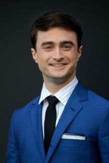 トイレの中でファンたちに襲撃されてしまったダニエル・ラドクリフ