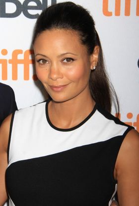 第3子を妊娠したタンディ・ニュートン