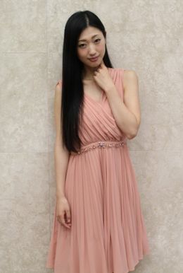 フェミニンなピンクのドレス姿の壇蜜。しっとりと話す言葉のチョイスはさすが！