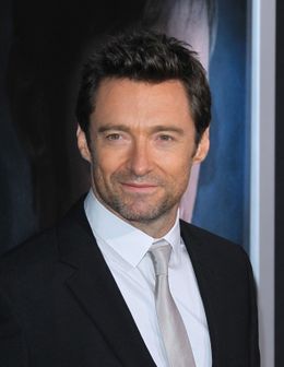 パパラッチを賞賛しているヒュー・ジャックマン