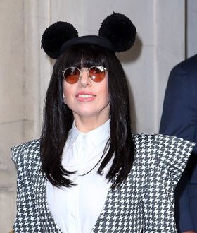 苦しんできた過去について語ったレディー・ガガ