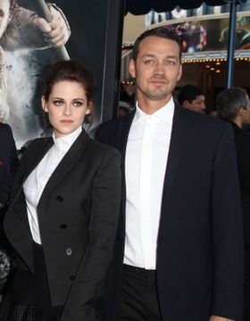 クリステン・スチュワートと映画監督ルパート・サンダース