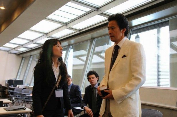 アタルをずっと見守ってきたラリー井上(村上弘明)