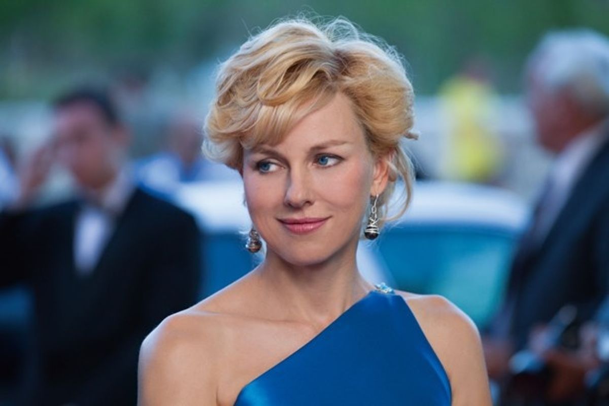 まるで生き写し!?『ダイアナ』のナオミ・ワッツらなりきり俳優と本人を写真で比較！｜最新の映画ニュースならMOVIE WALKER PRESS