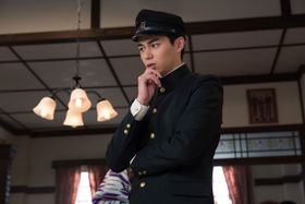 「ごちそうさん」で杏が演じるヒロイン・め以子の家に下宿する大学生・西門悠太郎を演じる東出