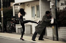 街中に突然現れ一方的にプレイを強いる女王様が怖い！