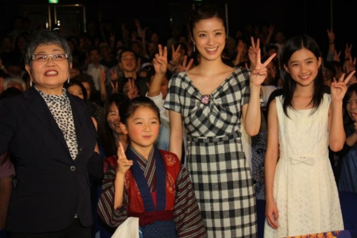 上戸彩と泉ピン子がおしんの名子役と“ポスト上戸彩”の2人を絶賛