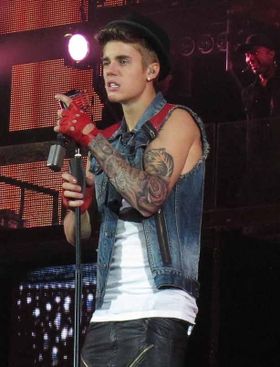 筋肉ムキムキ姿が話題になっているジャスティン・ビーバー