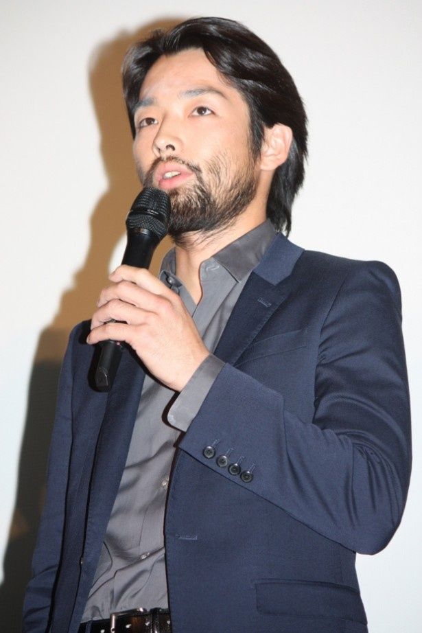 謎の男M(香取慎吾)の腹心・石優樹役の森山未來