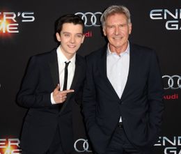 プレミアに登場したハリソン・フォード(右)とエイサ・バターフィールド