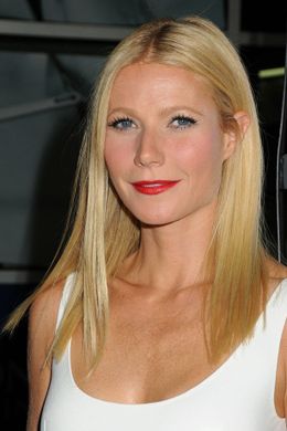 グウィネス・パルトローは大富豪と不倫中？