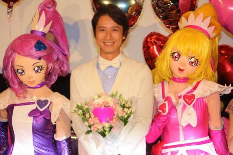 谷原章介、楽天日本一をプリキュアたちとお祝い「納得の日本一！」