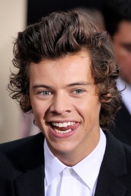 ワン・ダイレクションで一番人気のハリー・スタイルズはジェニファーに本気でアタック？