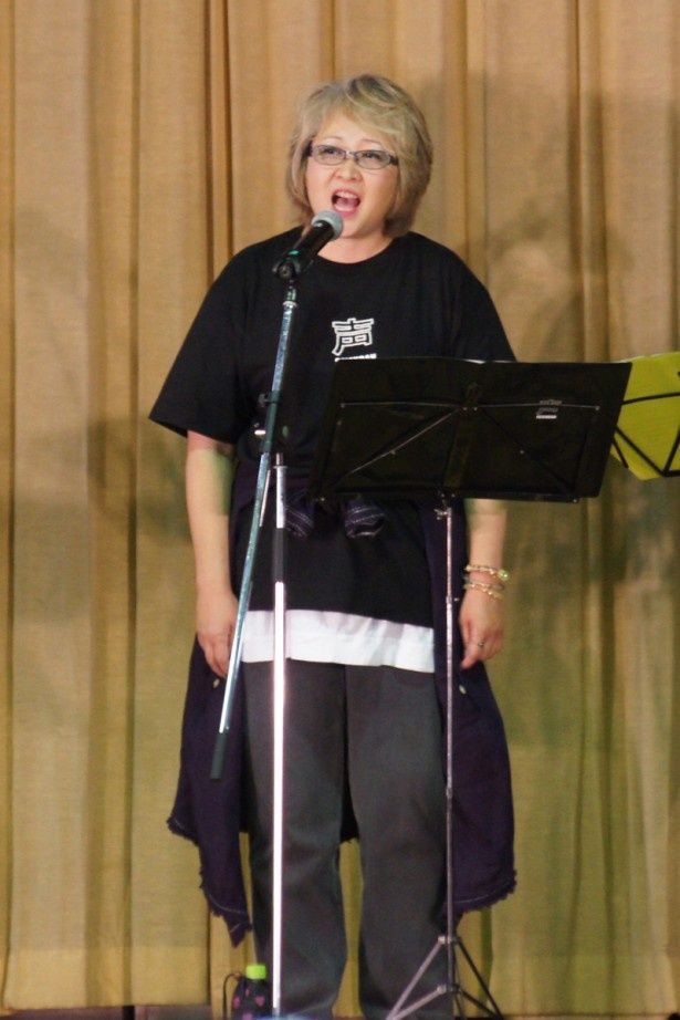 アニメ出演も多い勝生真沙子だが、洋画の吹替でもジョディ・フォスター、シャロン・ストーン、ジュリア・ロバーツなどの声を担当