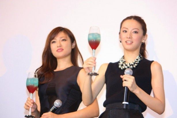 オリジナルカクテル「ルームメイト」で乾杯