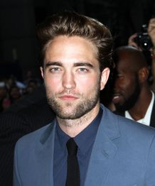 ロブ様、クリステンへの思いを断ち切るためにハワイ旅行へ？