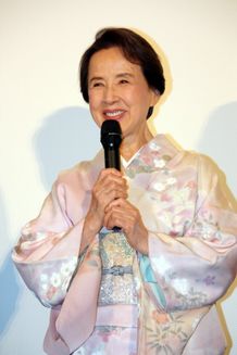 『くじけないで』の初日舞台挨拶に登壇した八千草薫