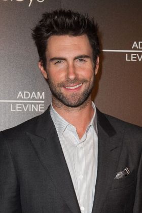 ミュージシャンが選ばれる快挙を達成！マルーン5のアダム・レーヴィン