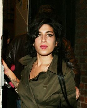 11年に急死した英国のシンガー、エイミー・ワインハウス