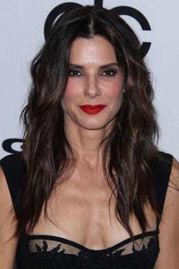 人生は悲惨で苦痛の連続と語ったサンドラ