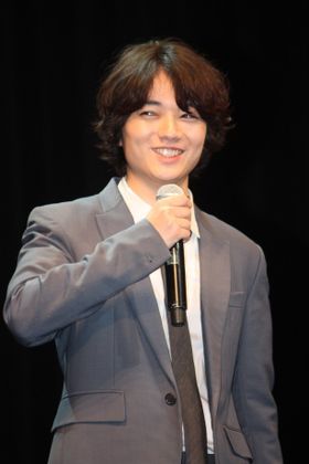 岡田准一に「かわいくてしょうがない」と言われた染谷将太