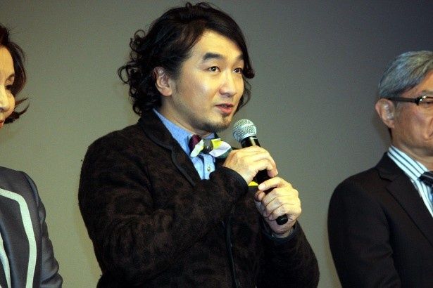 矢部の部下・秋葉原人役の池田鉄洋
