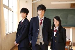 中村蒼、本郷奏多と共にドラマ「なぞの転校生」に出演する桜井美南