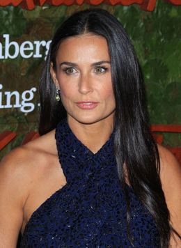 24歳年下の新恋人の存在が発覚したデミ・ムーア