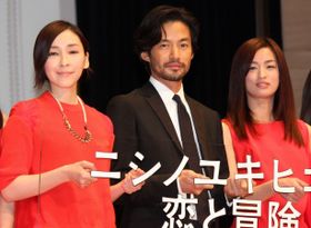 竹野内豊の魅力に女優陣もノックアウト!?