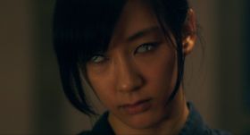 1人2役に挑戦し、恐ろしい表情ものぞかせる水川あさみの怪演ぶりに注目！