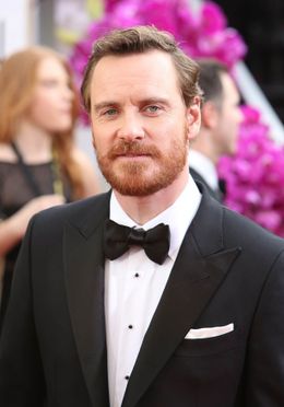 マイケル・ファスベンダーの新恋人はセクシーモデル！