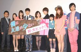 舞台あいさつに登場した面々