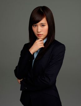 『エイトレンジャー2』でヒロインの西郷純(さいごうじゅん)役で出演する前田敦子