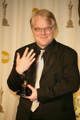 フィリップの友人が、2人は恋人関係だったと報道した米誌を提訴