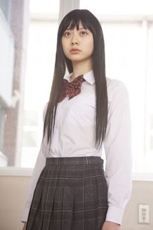 「あまちゃん」で注目を集めた山下リオのまぶしすぎる制服姿