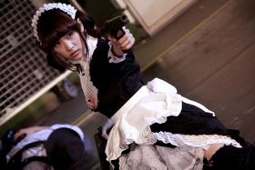 山本美月がメイドのリン役を演じている『黒執事』。迫力のアクションに注目！