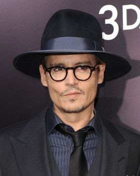 先輩スターとして、ハリーを気遣っているジョニデ