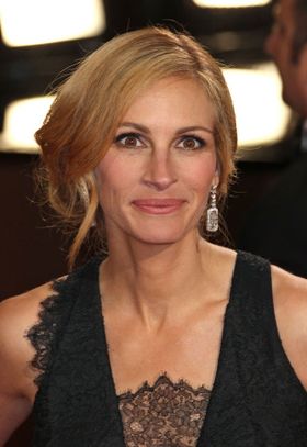 異父妹ナンシーの追悼式を欠席したジュリア