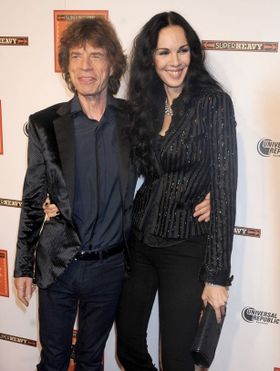 ローレン・スコットの葬儀はニューヨークではなくロサンゼルスで