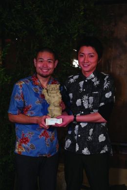 映画祭終了後沖縄に駆け付けた藤原竜也と合流した品川ヒロシ監督