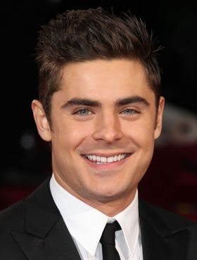 ホームレスに顔を殴られたザック・エフロン