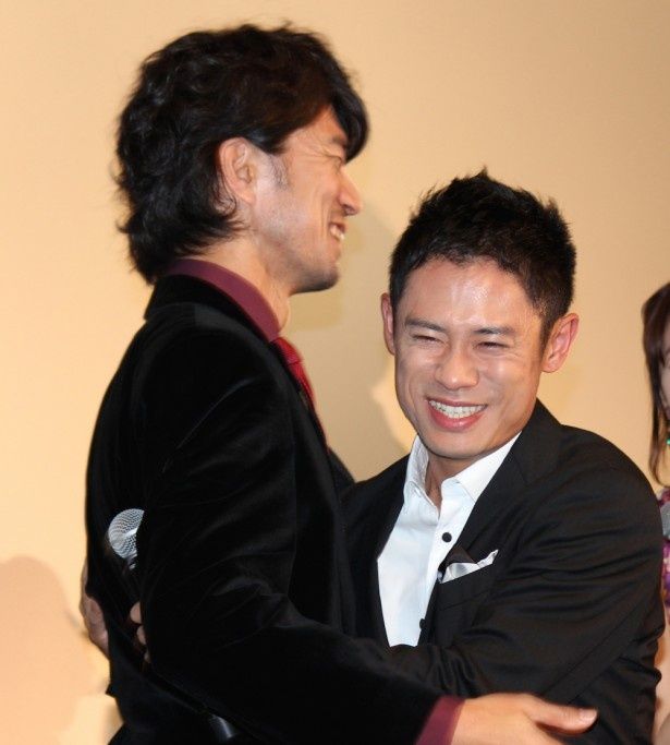 伊藤淳史と仲村トオルが「チーム・バチスタ」卒業式で熱い思いを語った