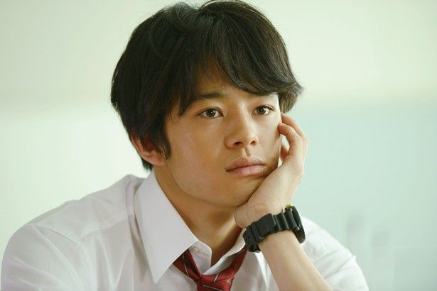 主人公の由（池松壮亮）について「杏とハル、どっちにしようかダラダラと悩んでいてズルいし、うらやましい」と語る小林