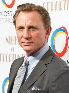 ダニエル・クレイグの弟がヌードモデルとして活躍中